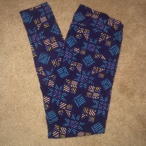 LuLaRoe Purple Leggings- Tall and Curvy